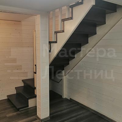 изготовление деревянной лестницы на второй этаж