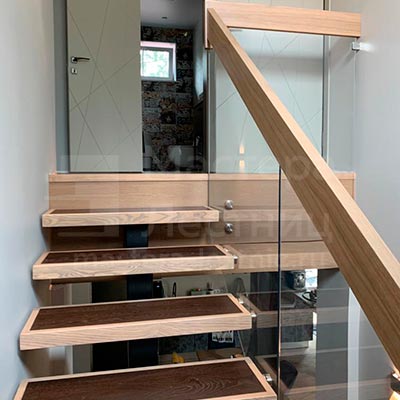 изготовление лестниц для дома на заказ